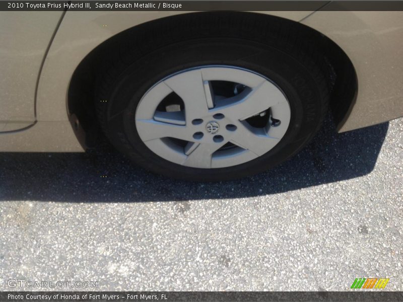 Sandy Beach Metallic / Bisque 2010 Toyota Prius Hybrid III