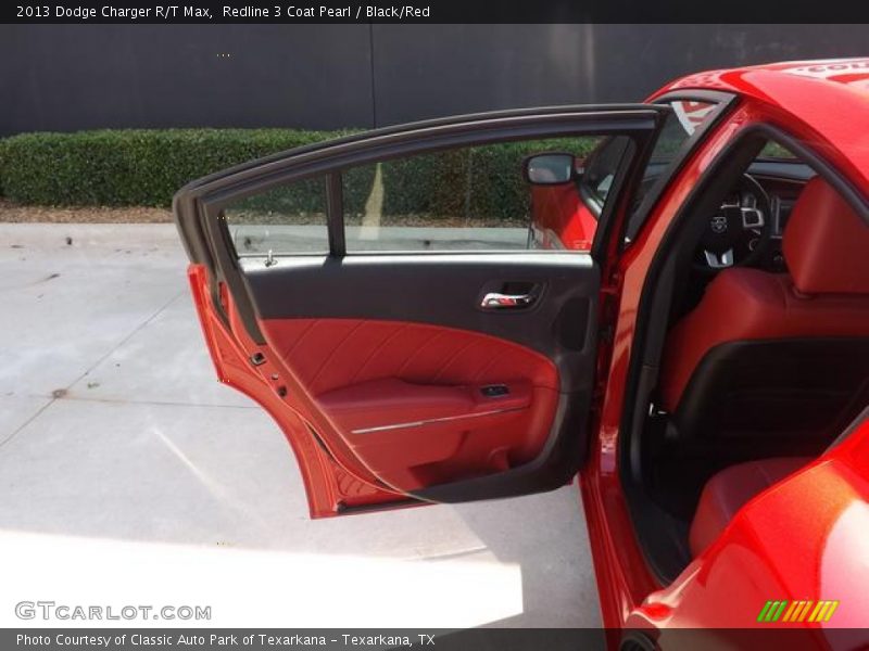 Redline 3 Coat Pearl / Black/Red 2013 Dodge Charger R/T Max