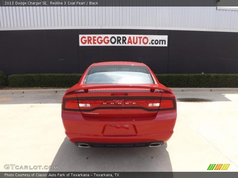 Redline 3 Coat Pearl / Black 2013 Dodge Charger SE
