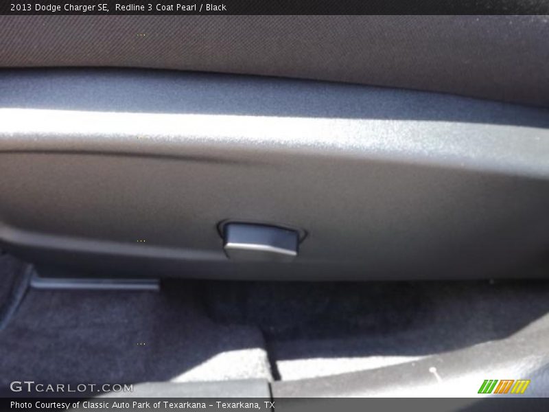 Redline 3 Coat Pearl / Black 2013 Dodge Charger SE