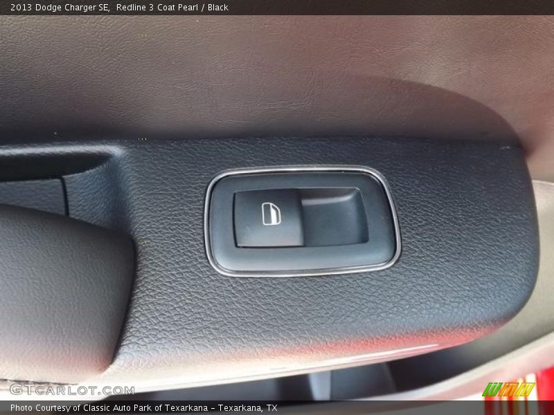 Redline 3 Coat Pearl / Black 2013 Dodge Charger SE