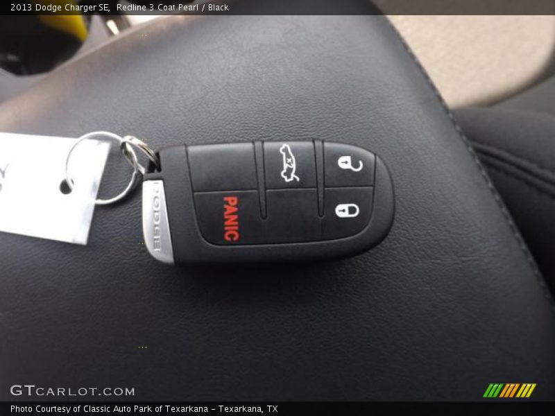 Redline 3 Coat Pearl / Black 2013 Dodge Charger SE