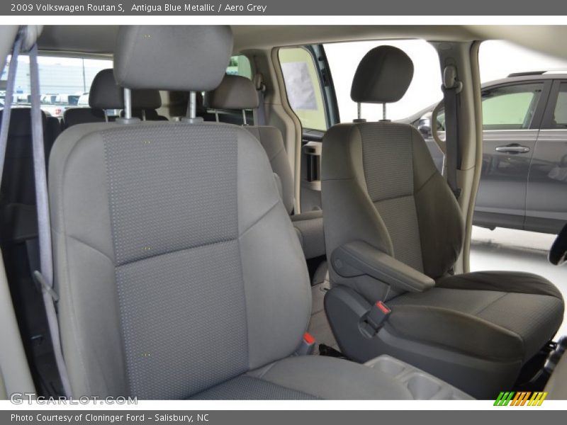 Antigua Blue Metallic / Aero Grey 2009 Volkswagen Routan S
