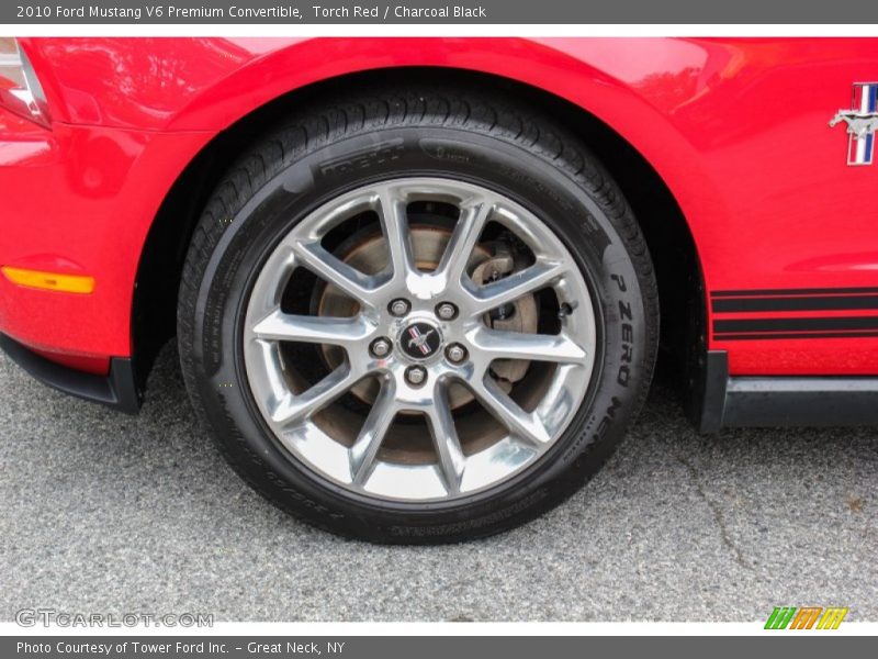  2010 Mustang V6 Premium Convertible Wheel