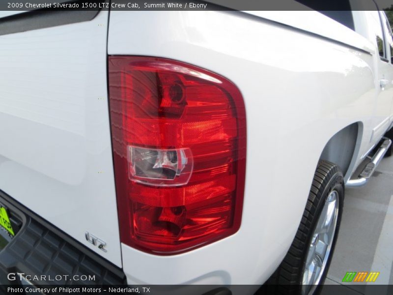 Summit White / Ebony 2009 Chevrolet Silverado 1500 LTZ Crew Cab