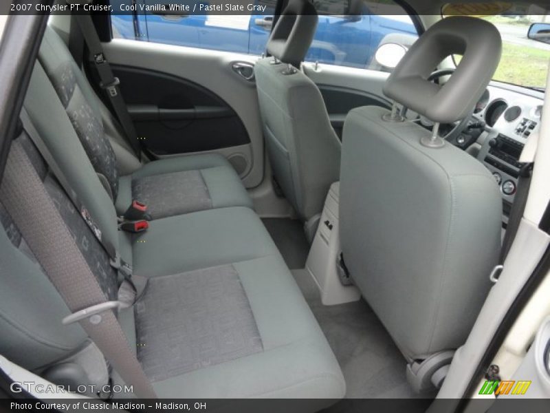 Cool Vanilla White / Pastel Slate Gray 2007 Chrysler PT Cruiser