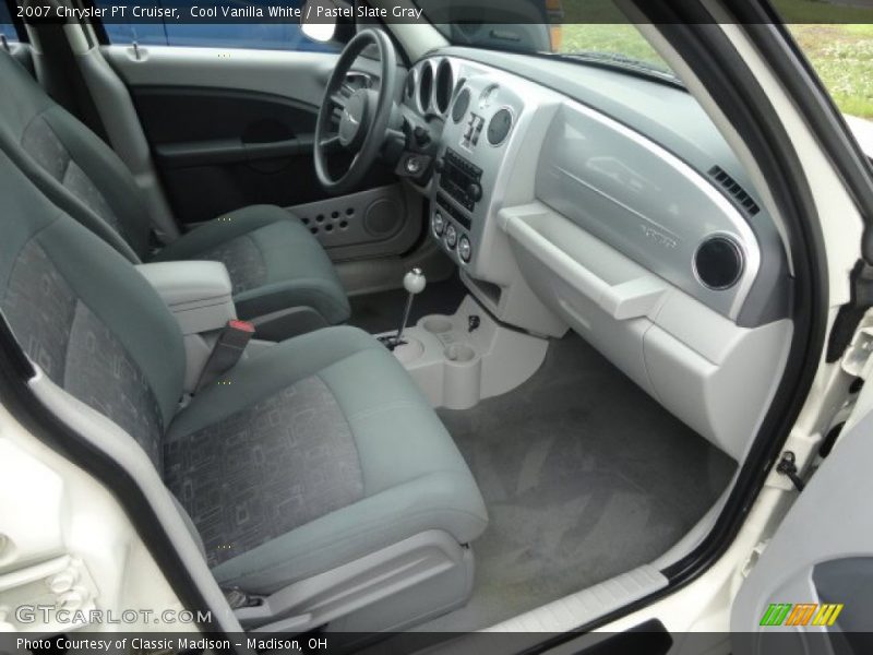 Cool Vanilla White / Pastel Slate Gray 2007 Chrysler PT Cruiser