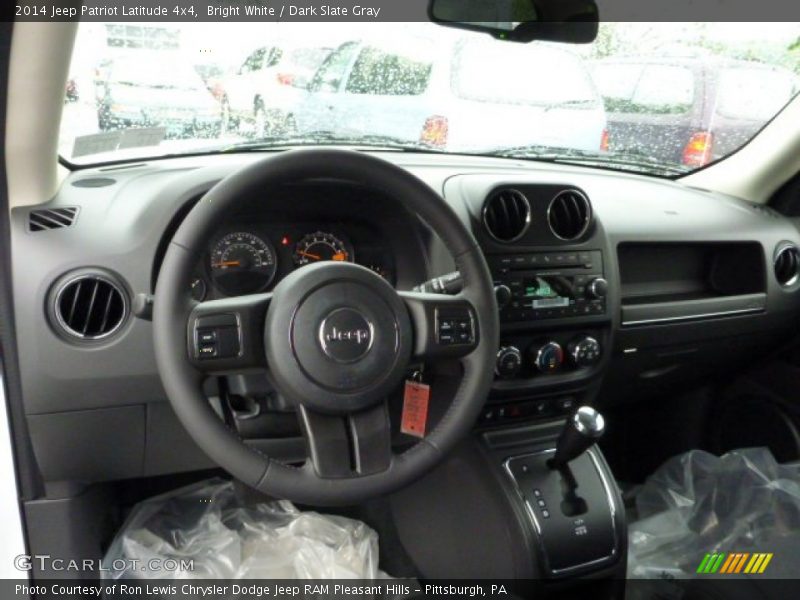 Bright White / Dark Slate Gray 2014 Jeep Patriot Latitude 4x4