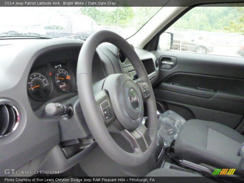 Bright White / Dark Slate Gray 2014 Jeep Patriot Latitude 4x4