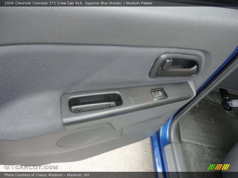 Superior Blue Metallic / Medium Pewter 2006 Chevrolet Colorado Z71 Crew Cab 4x4