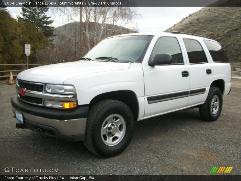 Summit White / Gray/Dark Charcoal 2004 Chevrolet Tahoe LS 4x4