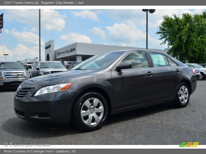 Magnetic Gray Metallic / Ash 2007 Toyota Camry LE