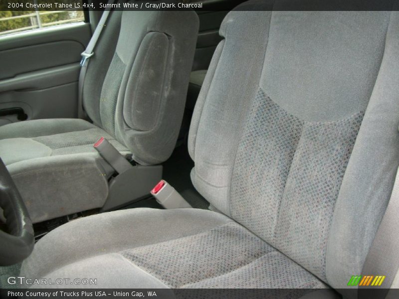 Summit White / Gray/Dark Charcoal 2004 Chevrolet Tahoe LS 4x4