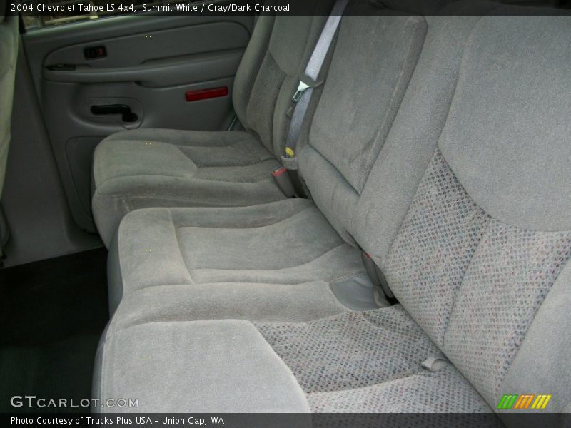 Summit White / Gray/Dark Charcoal 2004 Chevrolet Tahoe LS 4x4