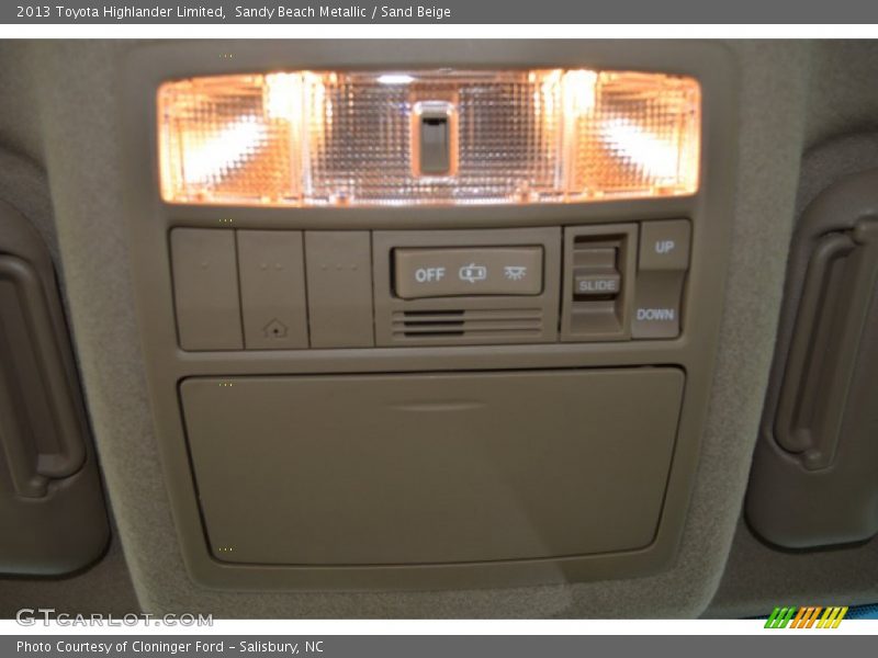 Sandy Beach Metallic / Sand Beige 2013 Toyota Highlander Limited