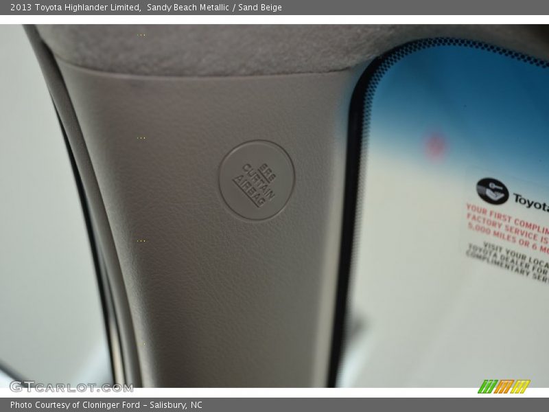 Sandy Beach Metallic / Sand Beige 2013 Toyota Highlander Limited