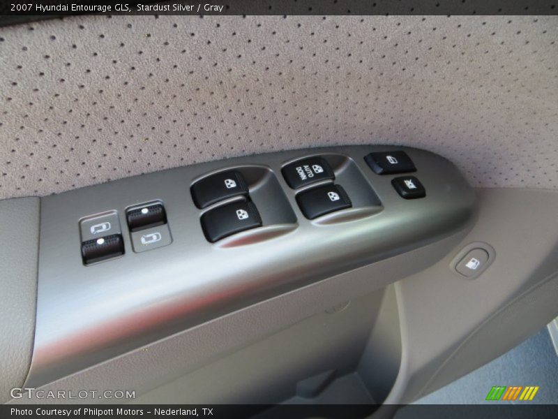 Stardust Silver / Gray 2007 Hyundai Entourage GLS