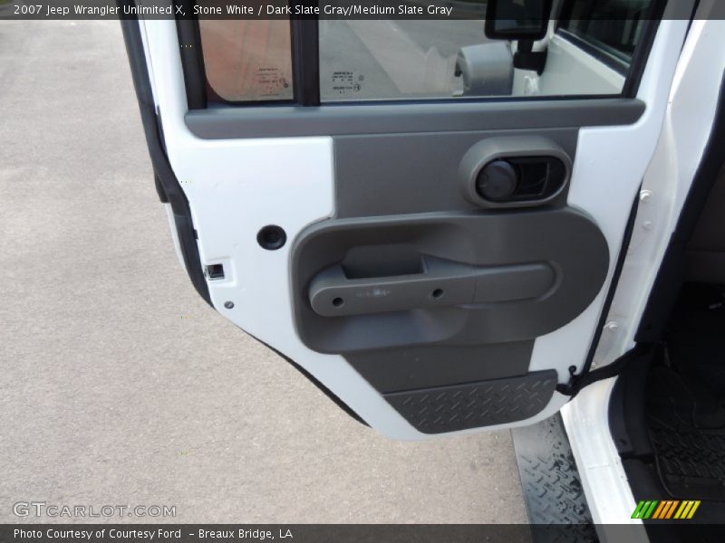 Stone White / Dark Slate Gray/Medium Slate Gray 2007 Jeep Wrangler Unlimited X