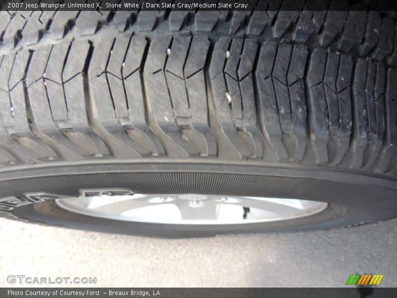 Stone White / Dark Slate Gray/Medium Slate Gray 2007 Jeep Wrangler Unlimited X