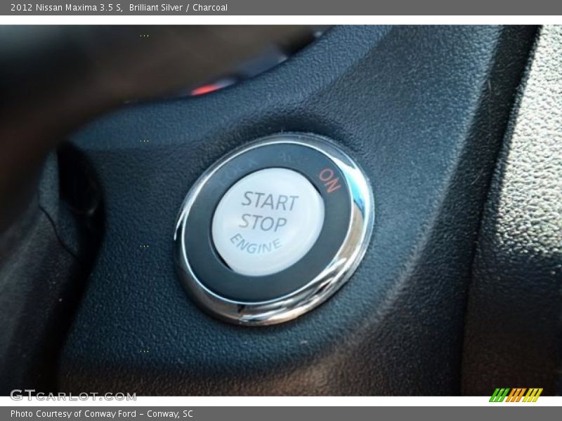 Brilliant Silver / Charcoal 2012 Nissan Maxima 3.5 S