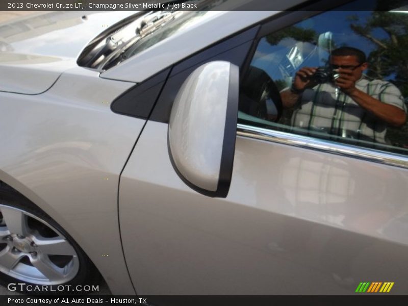 Champagne Silver Metallic / Jet Black 2013 Chevrolet Cruze LT