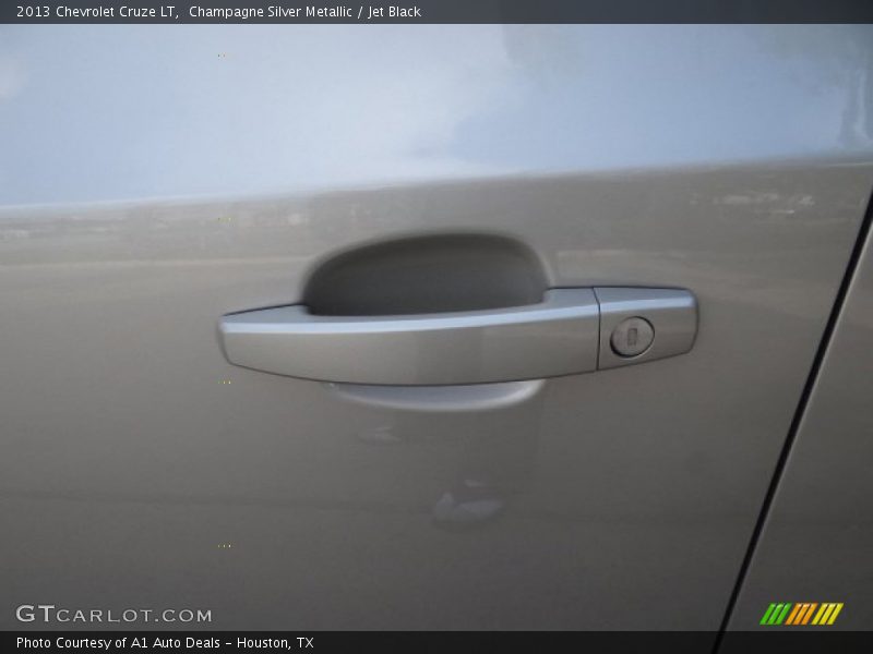 Champagne Silver Metallic / Jet Black 2013 Chevrolet Cruze LT