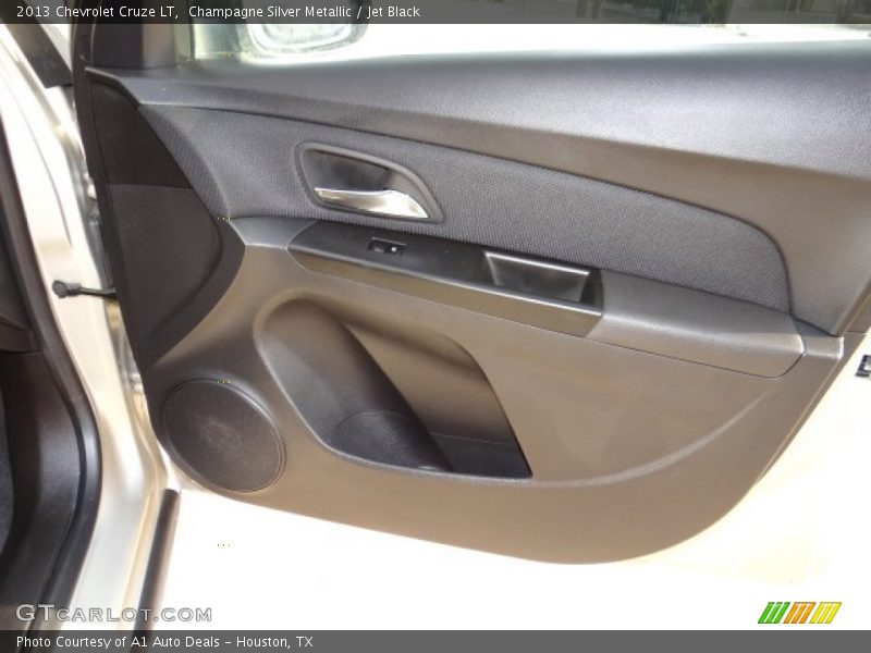 Champagne Silver Metallic / Jet Black 2013 Chevrolet Cruze LT