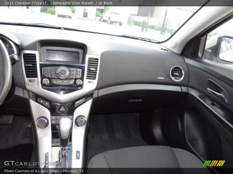 Champagne Silver Metallic / Jet Black 2013 Chevrolet Cruze LT