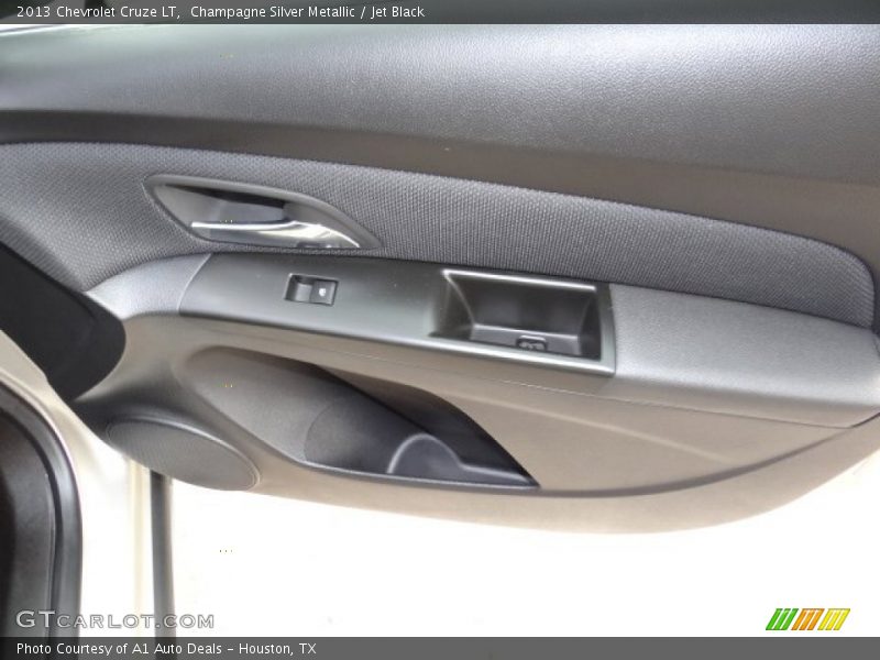 Champagne Silver Metallic / Jet Black 2013 Chevrolet Cruze LT