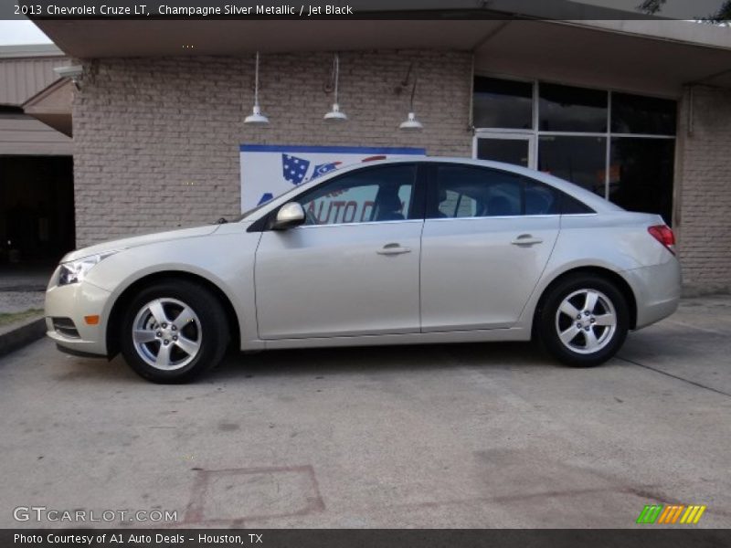 Champagne Silver Metallic / Jet Black 2013 Chevrolet Cruze LT
