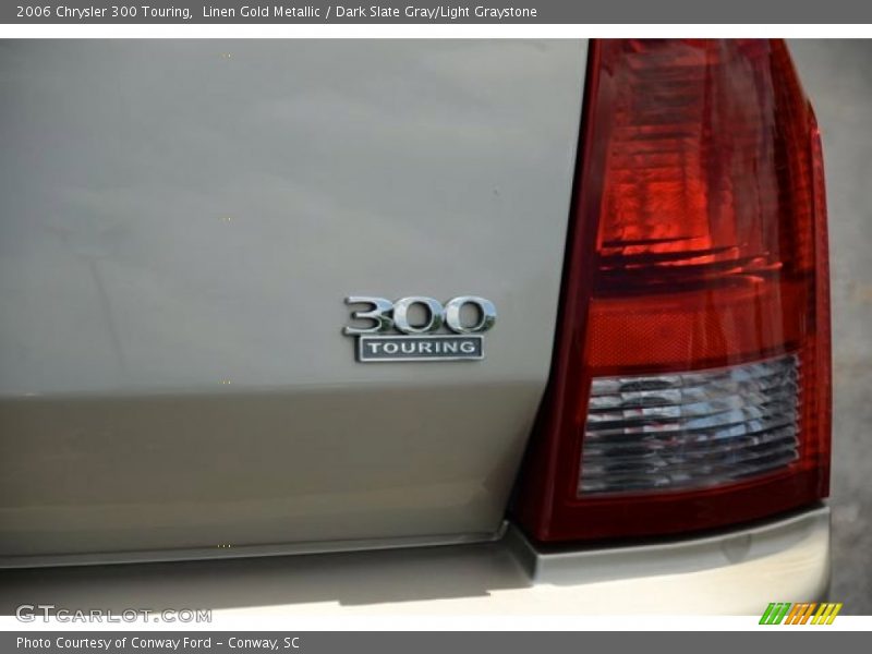 Linen Gold Metallic / Dark Slate Gray/Light Graystone 2006 Chrysler 300 Touring