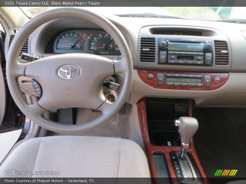 Dashboard of 2003 Camry XLE