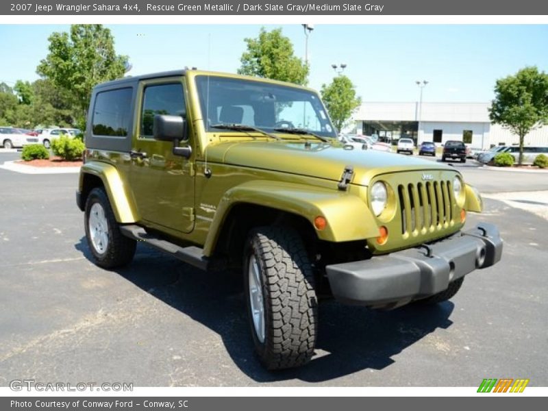 Front 3/4 View of 2007 Wrangler Sahara 4x4