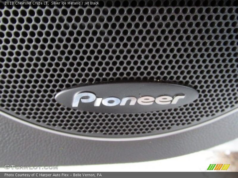 Silver Ice Metallic / Jet Black 2013 Chevrolet Cruze LT