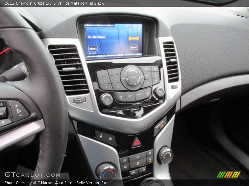 Silver Ice Metallic / Jet Black 2013 Chevrolet Cruze LT