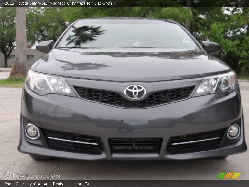  2013 Camry SE Magnetic Gray Metallic