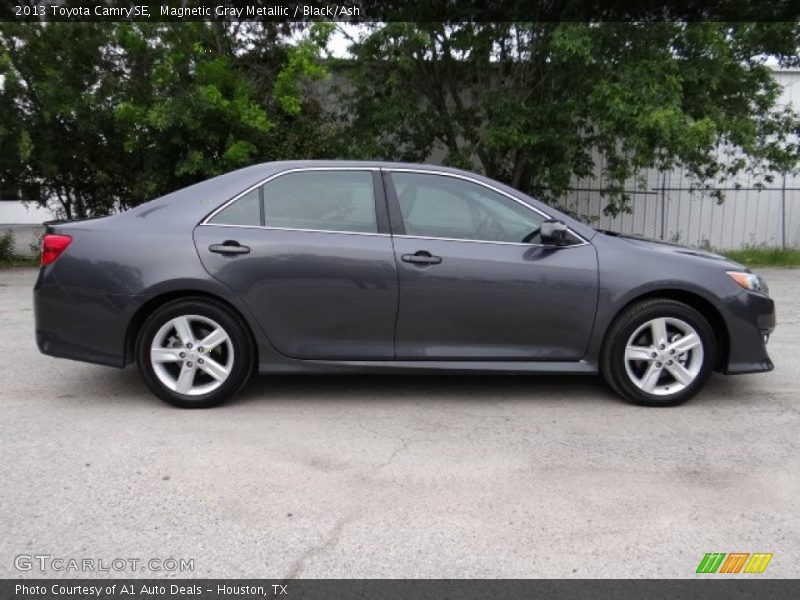  2013 Camry SE Magnetic Gray Metallic