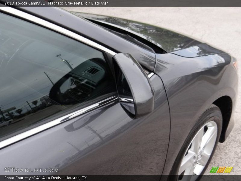 Magnetic Gray Metallic / Black/Ash 2013 Toyota Camry SE