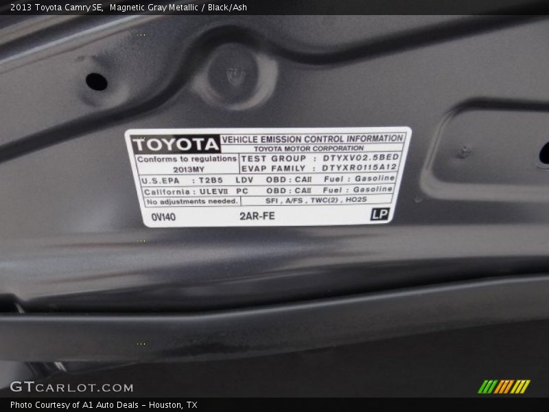 Magnetic Gray Metallic / Black/Ash 2013 Toyota Camry SE