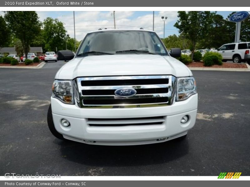 Oxford White / Stone 2010 Ford Expedition XLT