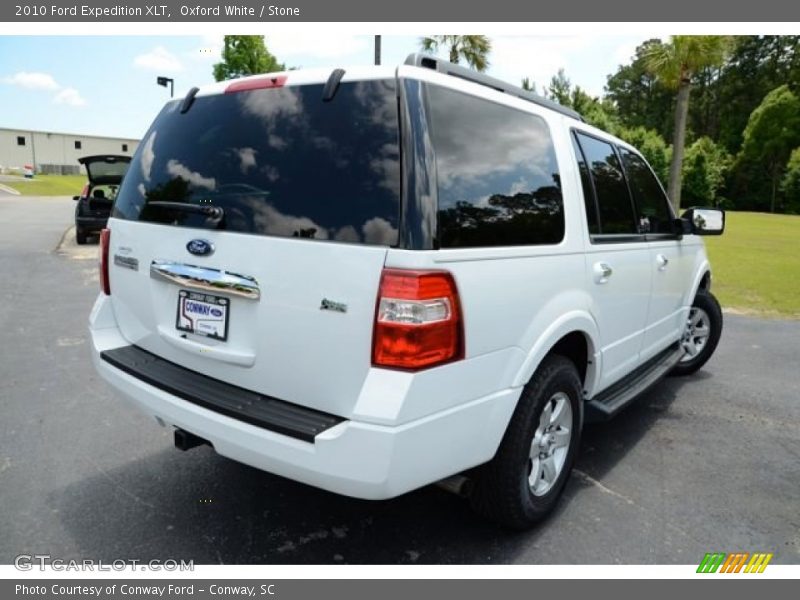 Oxford White / Stone 2010 Ford Expedition XLT