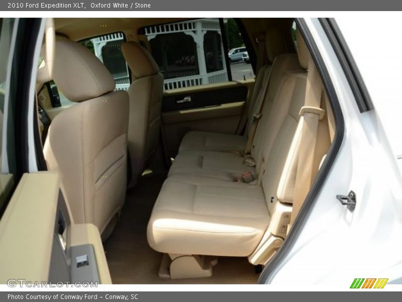 Oxford White / Stone 2010 Ford Expedition XLT