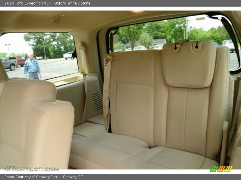 Oxford White / Stone 2010 Ford Expedition XLT