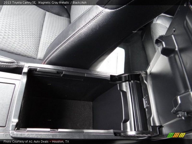 Magnetic Gray Metallic / Black/Ash 2013 Toyota Camry SE