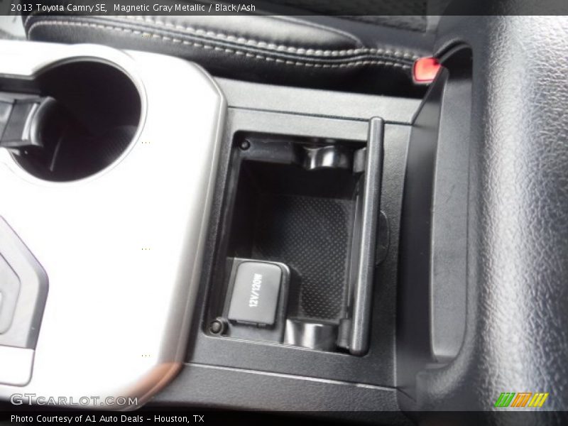 Magnetic Gray Metallic / Black/Ash 2013 Toyota Camry SE