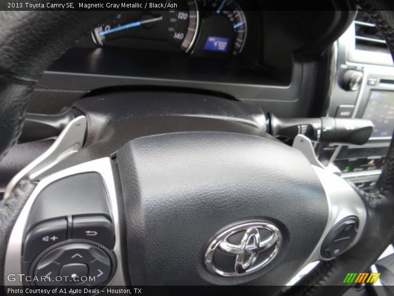 Magnetic Gray Metallic / Black/Ash 2013 Toyota Camry SE