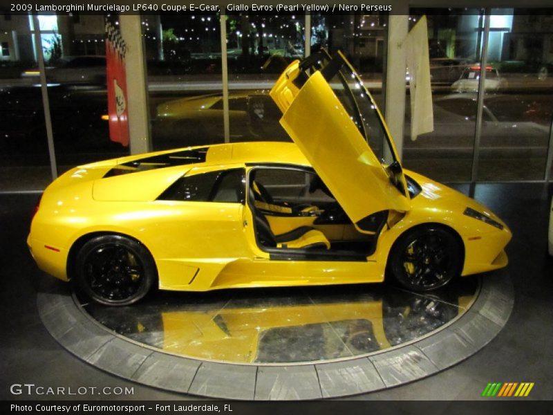 Giallo Evros (Pearl Yellow) / Nero Perseus 2009 Lamborghini Murcielago LP640 Coupe E-Gear