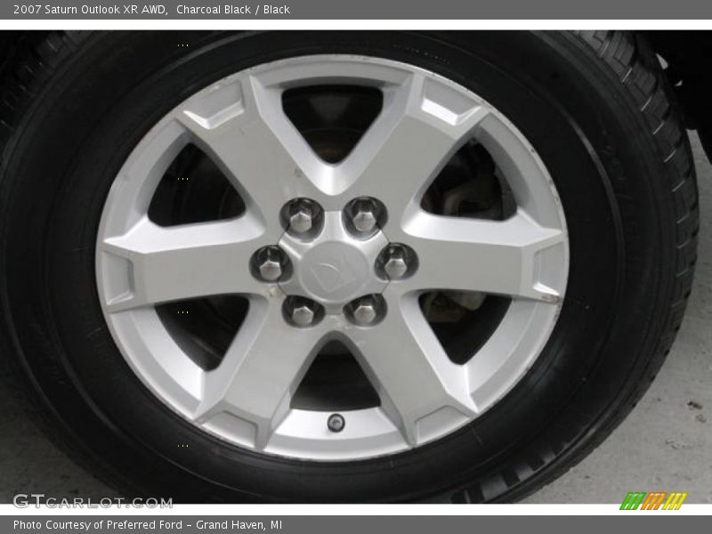 Charcoal Black / Black 2007 Saturn Outlook XR AWD