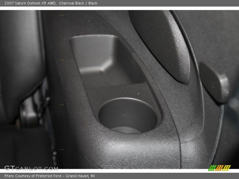 Charcoal Black / Black 2007 Saturn Outlook XR AWD