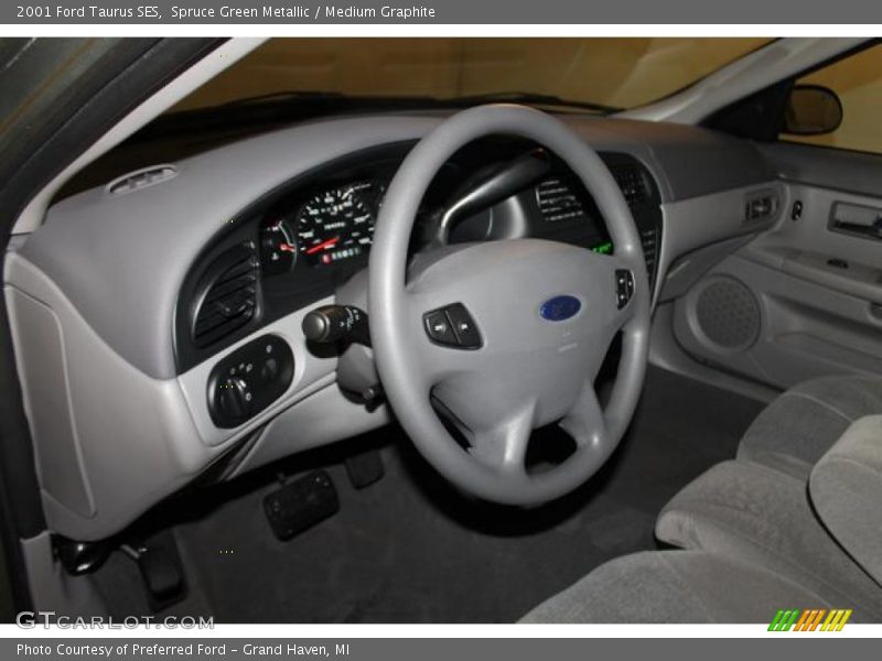 Spruce Green Metallic / Medium Graphite 2001 Ford Taurus SES
